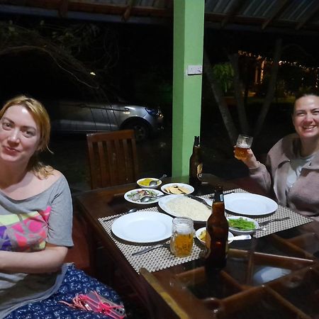 Serenity Lake Resort Yala ทิซซามาฮารามา ภายนอก รูปภาพ