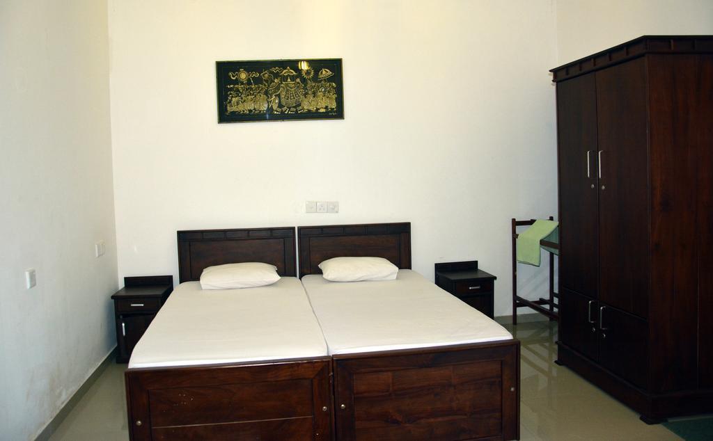 Serenity Lake Resort Yala ทิซซามาฮารามา ภายนอก รูปภาพ