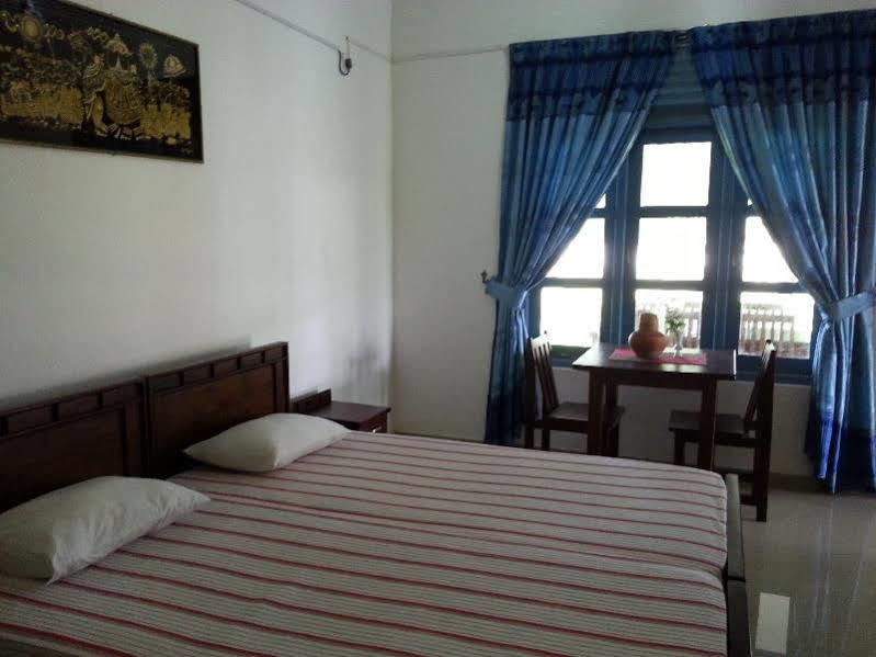 Serenity Lake Resort Yala ทิซซามาฮารามา ภายนอก รูปภาพ